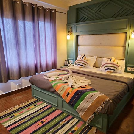 Hotel The Mussoorie International Exterior foto
