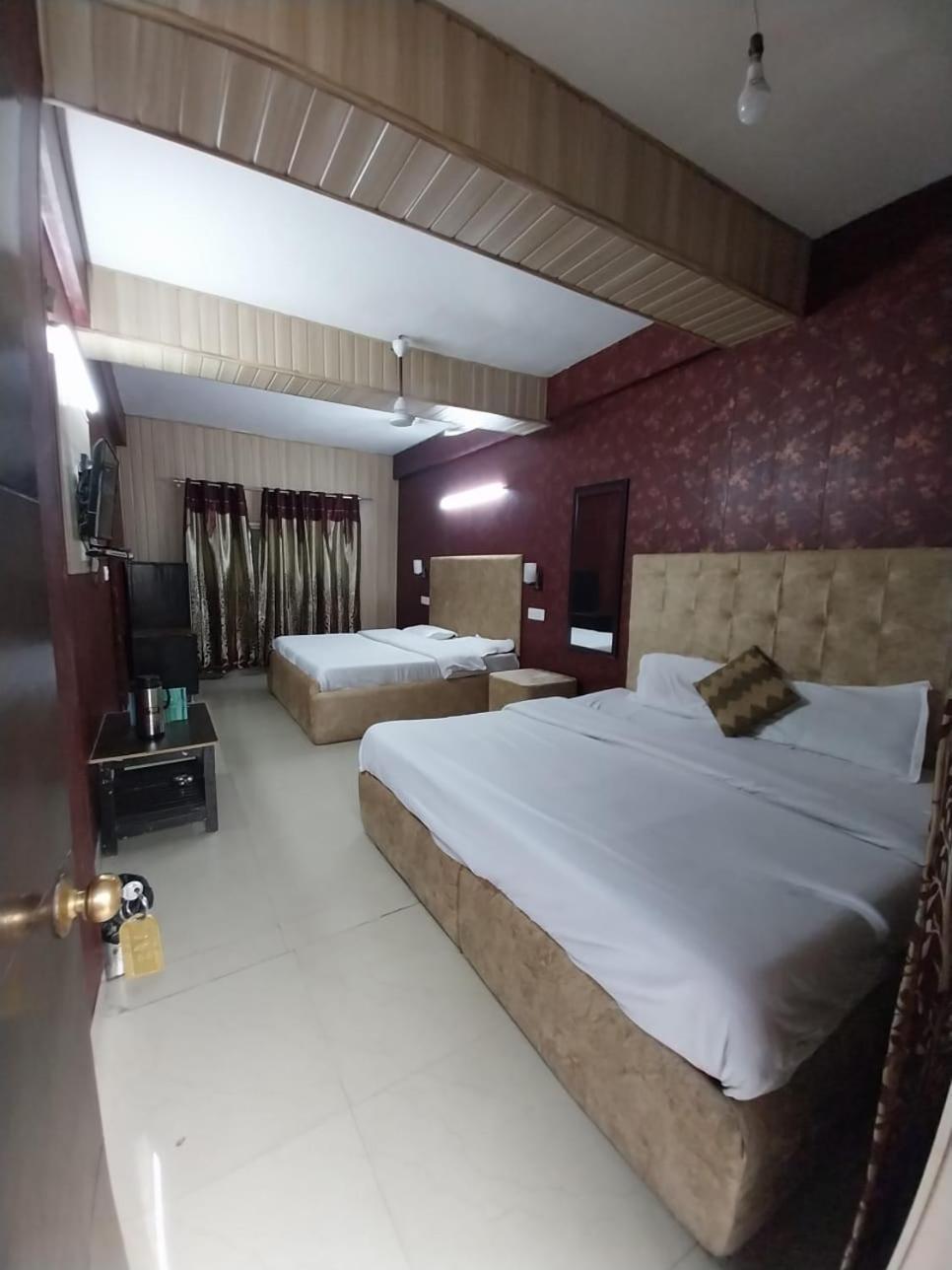 Hotel The Mussoorie International Exterior foto