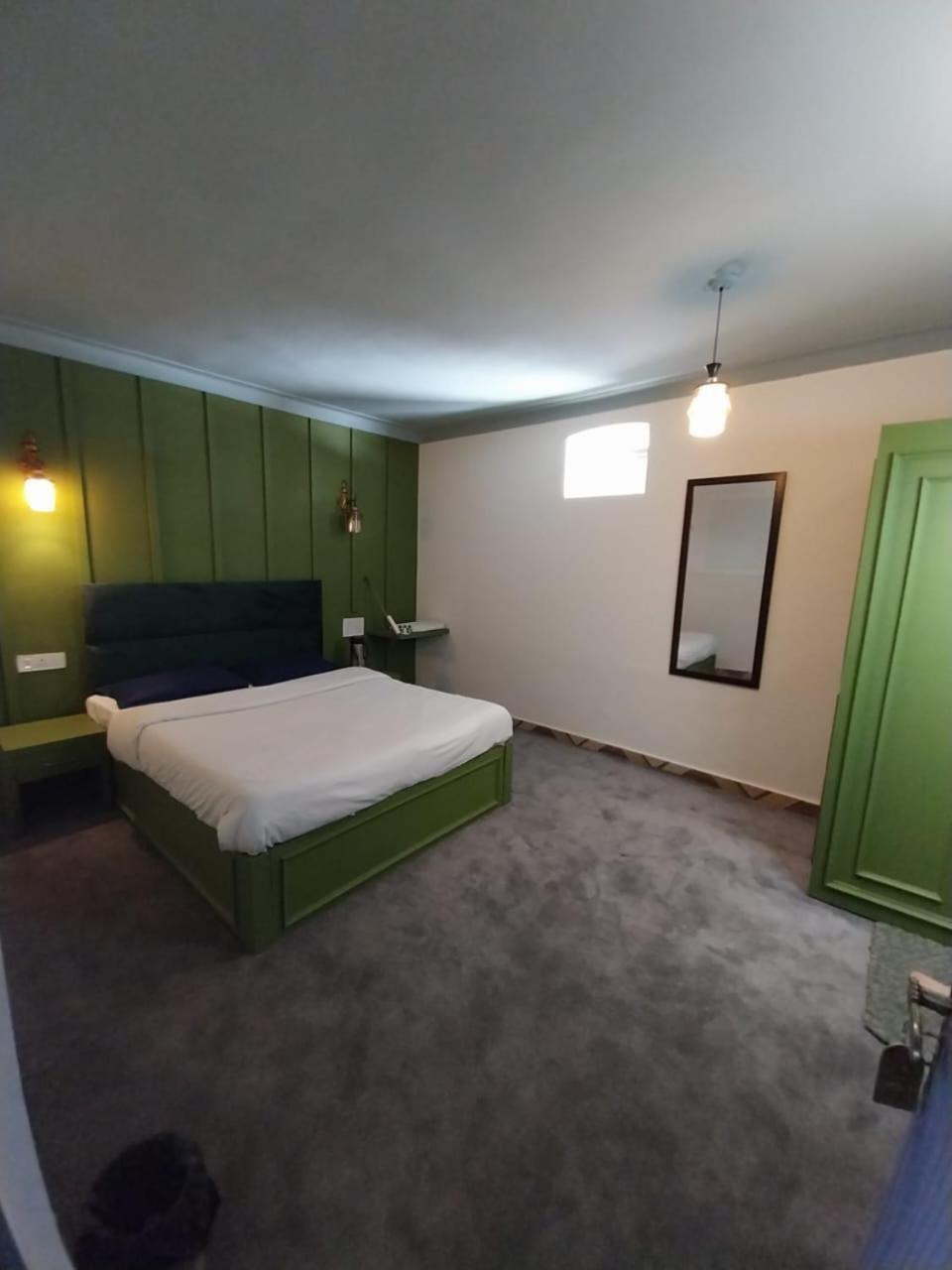Hotel The Mussoorie International Exterior foto